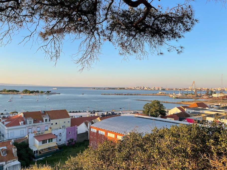 Appartamento Seixal Bay House!! Esterno foto